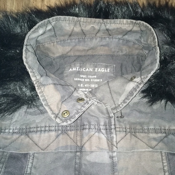 AE Utility Camouflage Jacket W/ Removable Faux Fur - Picture 4 of 8